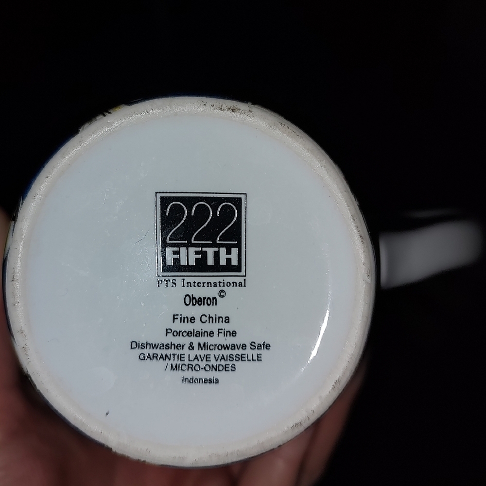 222 Fifth Oberon Mug - Picture 4 of 4
